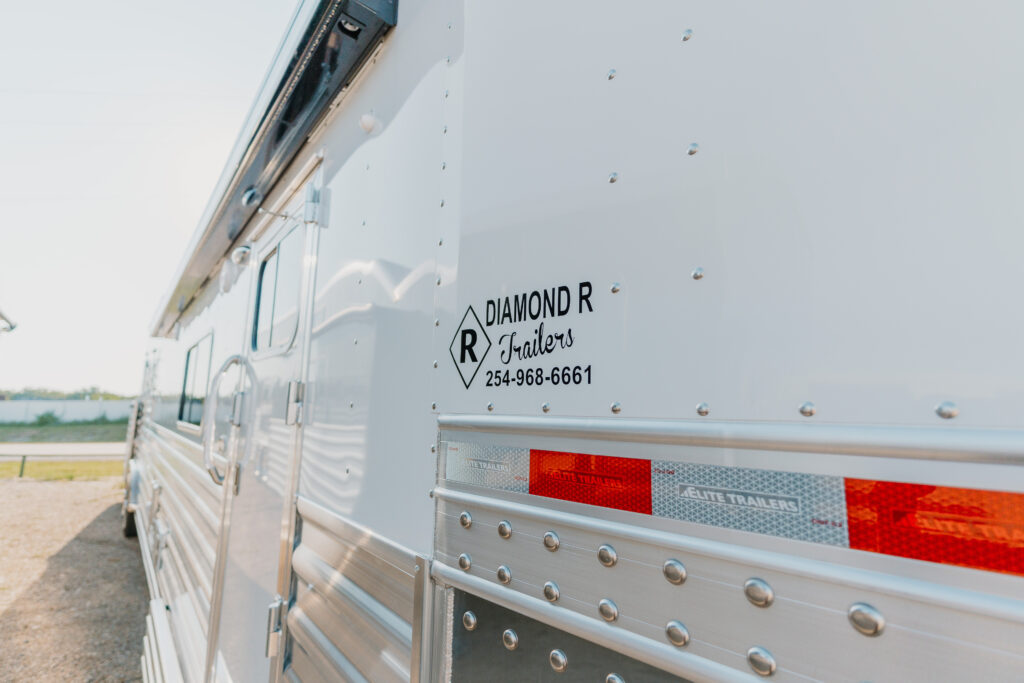 Contact Diamond R Trailers